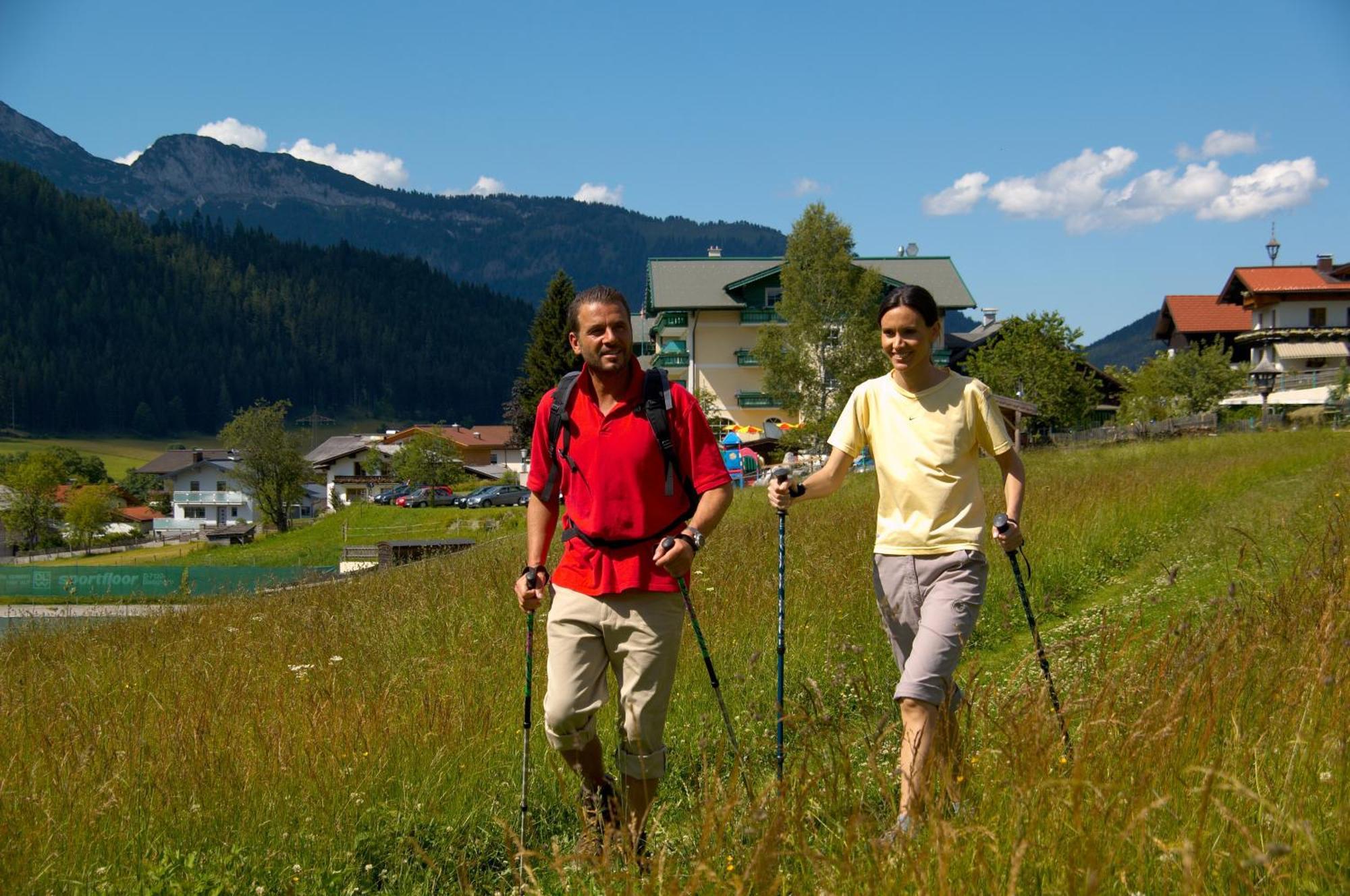 Wohlfuehlresort Und Feriengut Martinerhof Санкт Мартин ам Тененгебирге Екстериор снимка